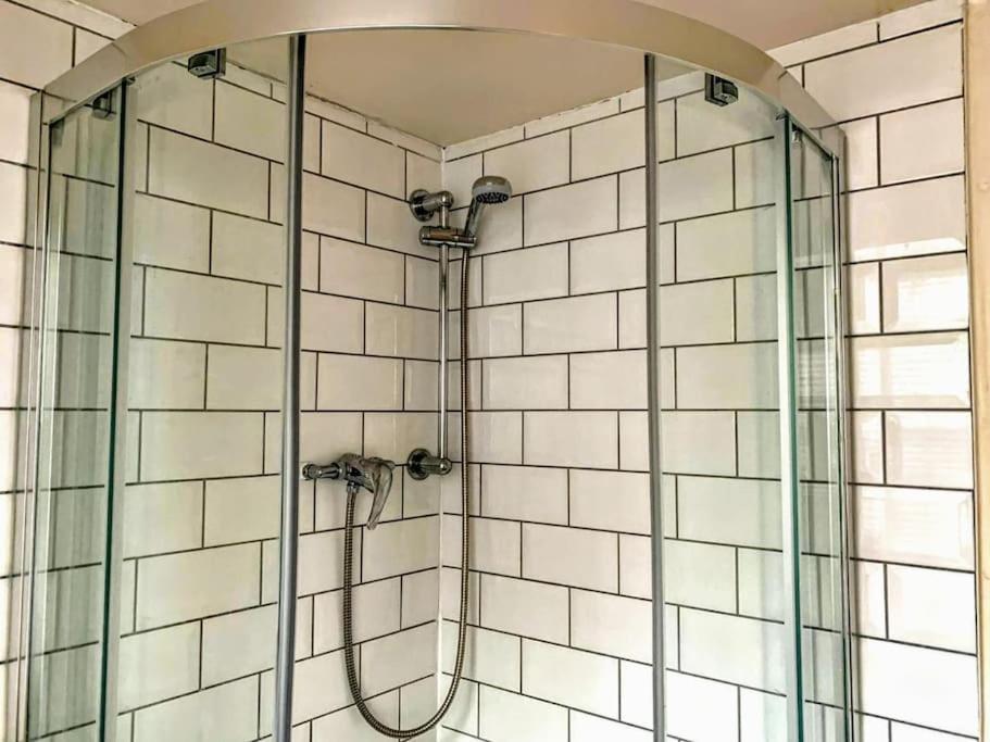 Cute Cottage 5 Min Walk From Cafes Station And Sea Hastings Exterior foto